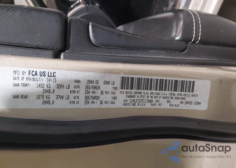 2015 Jeep Grand Cherokee Overland z USA, uszkodzony, nr VIN 1C4RJFCG7FC173084